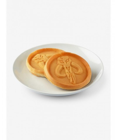 Star Wars The Mandalorian Mythosaur Mini Waffle Maker $9.27 Makers